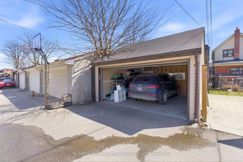 Photo 36 at 46 Melville Avenue, Annex, Toronto