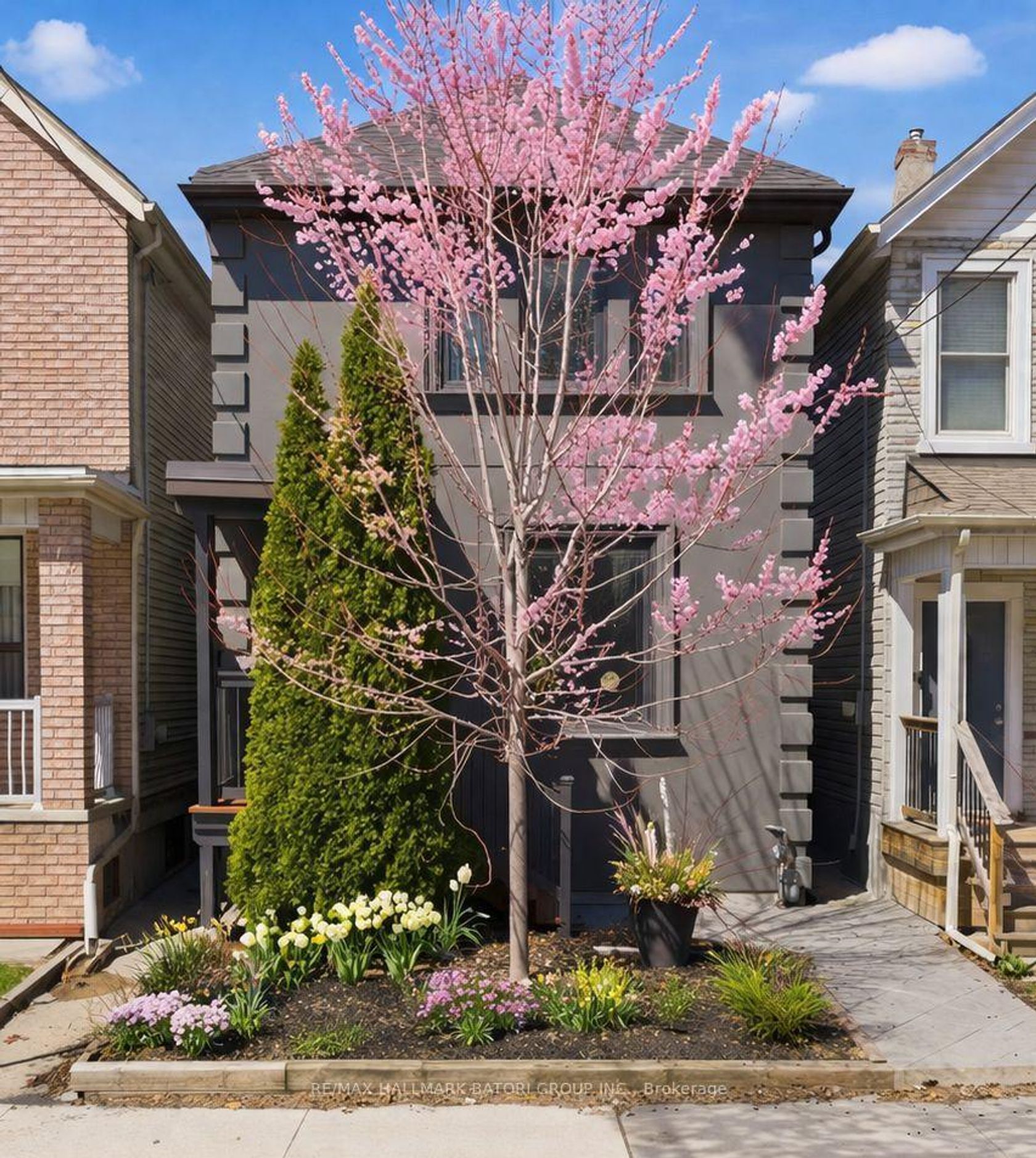 46 Melville Avenue, Annex, Toronto photo number 2