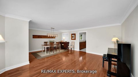 Photo 7 at 10 Kehoe Court, Nobleton, King