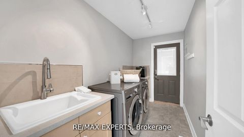 Photo 21 at 10 Kehoe Court, Nobleton, King