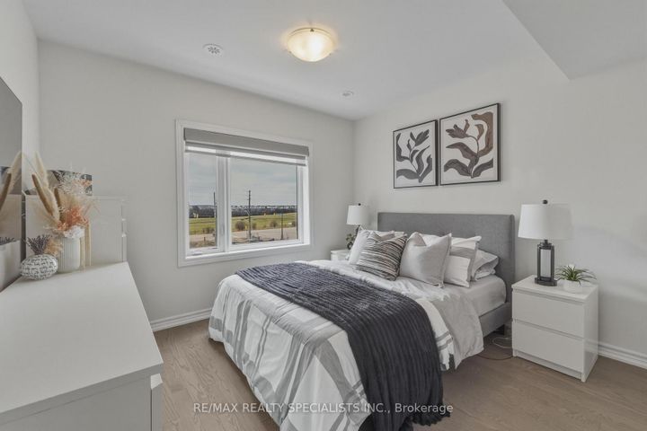 Photo 18 at 27 - 348 Wheat Boom Drive, JM Joshua Meadows, Oakville