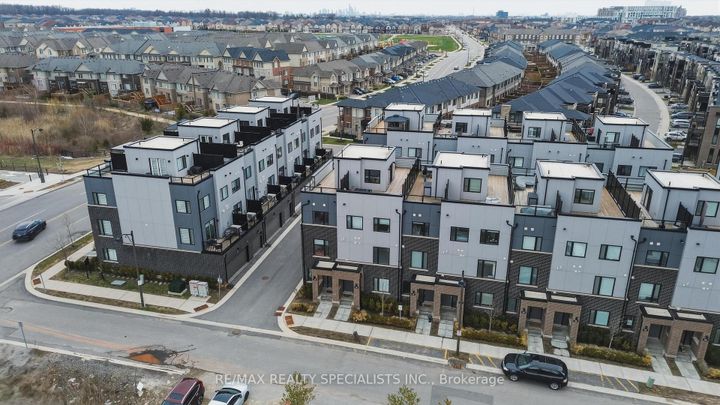 Photo 33 at 27 - 348 Wheat Boom Drive, JM Joshua Meadows, Oakville