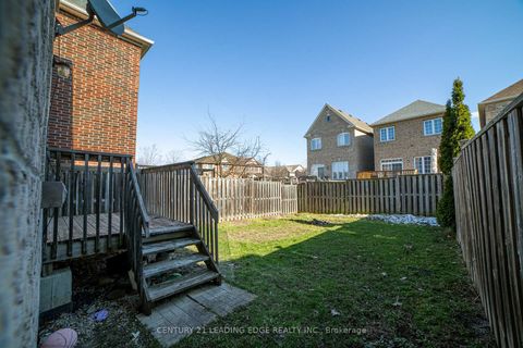 Photo 5 at 67 Sir Sanford Fleming Way, Patterson, Vaughan