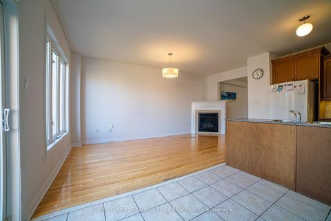 Photo 9 at 67 Sir Sanford Fleming Way, Patterson, Vaughan