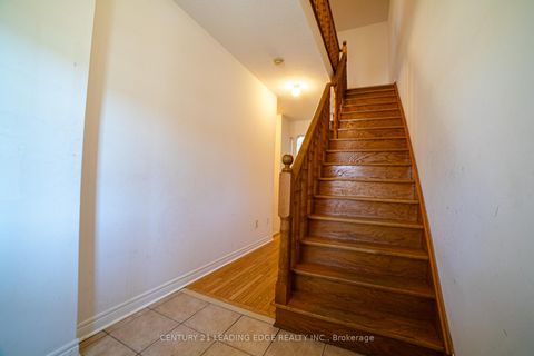 Photo 14 at 67 Sir Sanford Fleming Way, Patterson, Vaughan