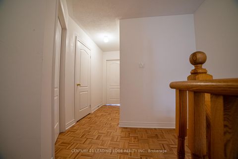 Photo 16 at 67 Sir Sanford Fleming Way, Patterson, Vaughan