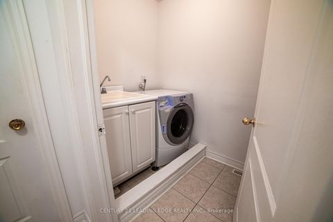 Photo 22 at 67 Sir Sanford Fleming Way, Patterson, Vaughan