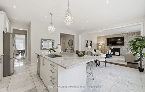 Photo 14 at 522 Cliffview Road, West Shore, Pickering