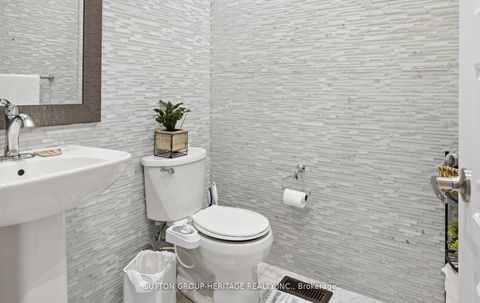 Photo 20 at 522 Cliffview Road, West Shore, Pickering