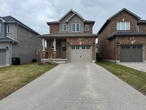 Photo 1 at 86 Nathan Crescent, Painswick South, Barrie