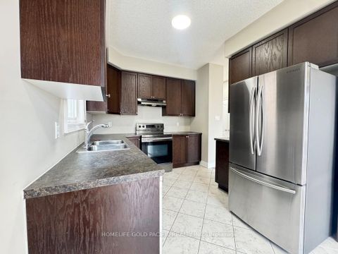 Photo 8 at 86 Nathan Crescent, Painswick South, Barrie