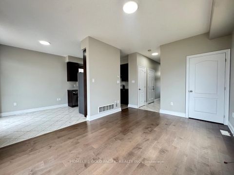 Photo 10 at 86 Nathan Crescent, Painswick South, Barrie