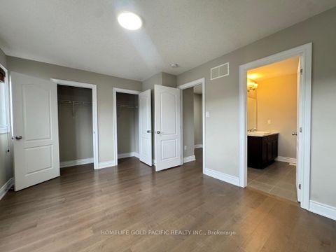 Photo 14 at 86 Nathan Crescent, Painswick South, Barrie