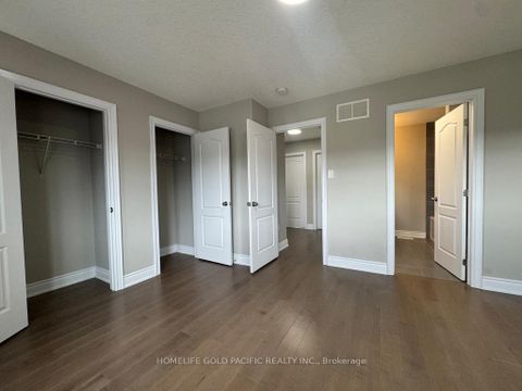 Photo 15 at 86 Nathan Crescent, Painswick South, Barrie