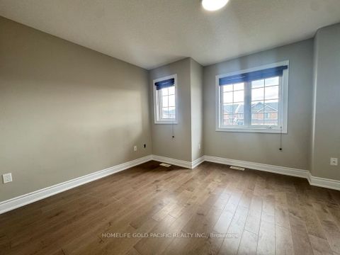 Photo 16 at 86 Nathan Crescent, Painswick South, Barrie