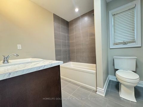 Photo 17 at 86 Nathan Crescent, Painswick South, Barrie