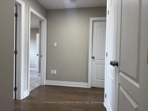 Photo 23 at 86 Nathan Crescent, Painswick South, Barrie