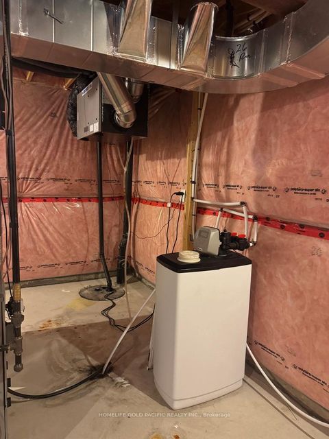 Photo 24 at 86 Nathan Crescent, Painswick South, Barrie