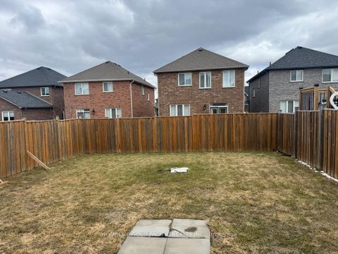 Photo 27 at 86 Nathan Crescent, Painswick South, Barrie