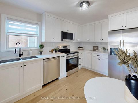 Photo 1 at 8 Lombardy Crescent, Kennedy Park, Toronto