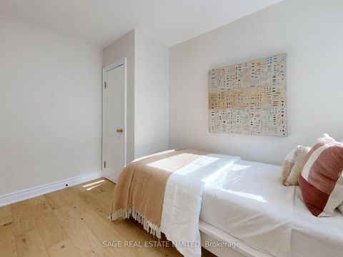 Photo 20 at 8 Lombardy Crescent, Kennedy Park, Toronto