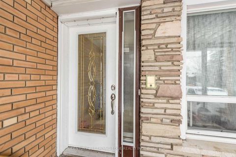 Photo 3 at 213 Grandravine Drive, York University Heights, Toronto