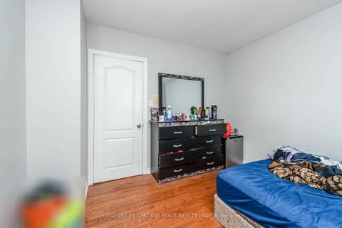 Photo 17 at 213 Grandravine Drive, York University Heights, Toronto