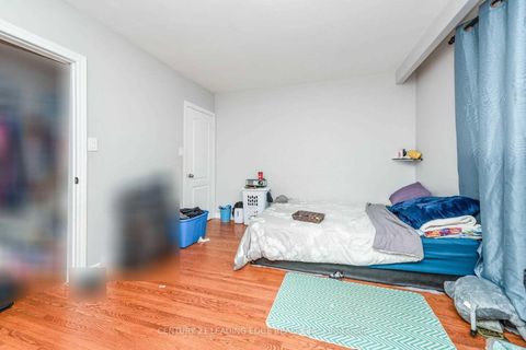 Photo 18 at 213 Grandravine Drive, York University Heights, Toronto
