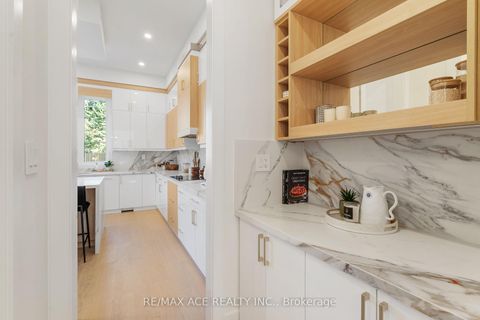 Photo 13 at 5 Larwood Boulevard, Cliffcrest, Toronto