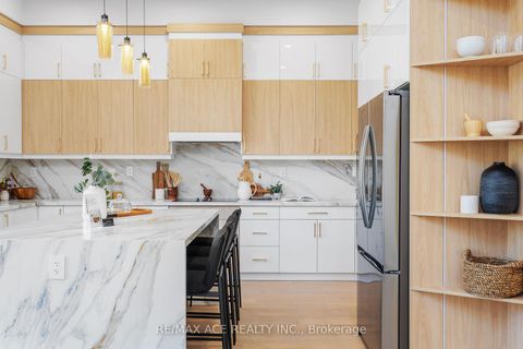 Photo 16 at 5 Larwood Boulevard, Cliffcrest, Toronto