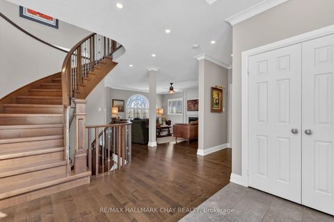 Photo 5 at 21 Tascona Court, Little Lake, Barrie