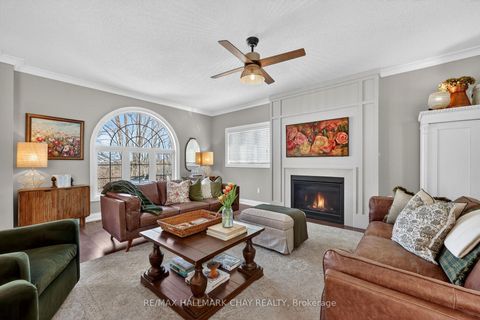 Photo 6 at 21 Tascona Court, Little Lake, Barrie