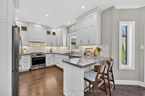 Photo 11 at 21 Tascona Court, Little Lake, Barrie