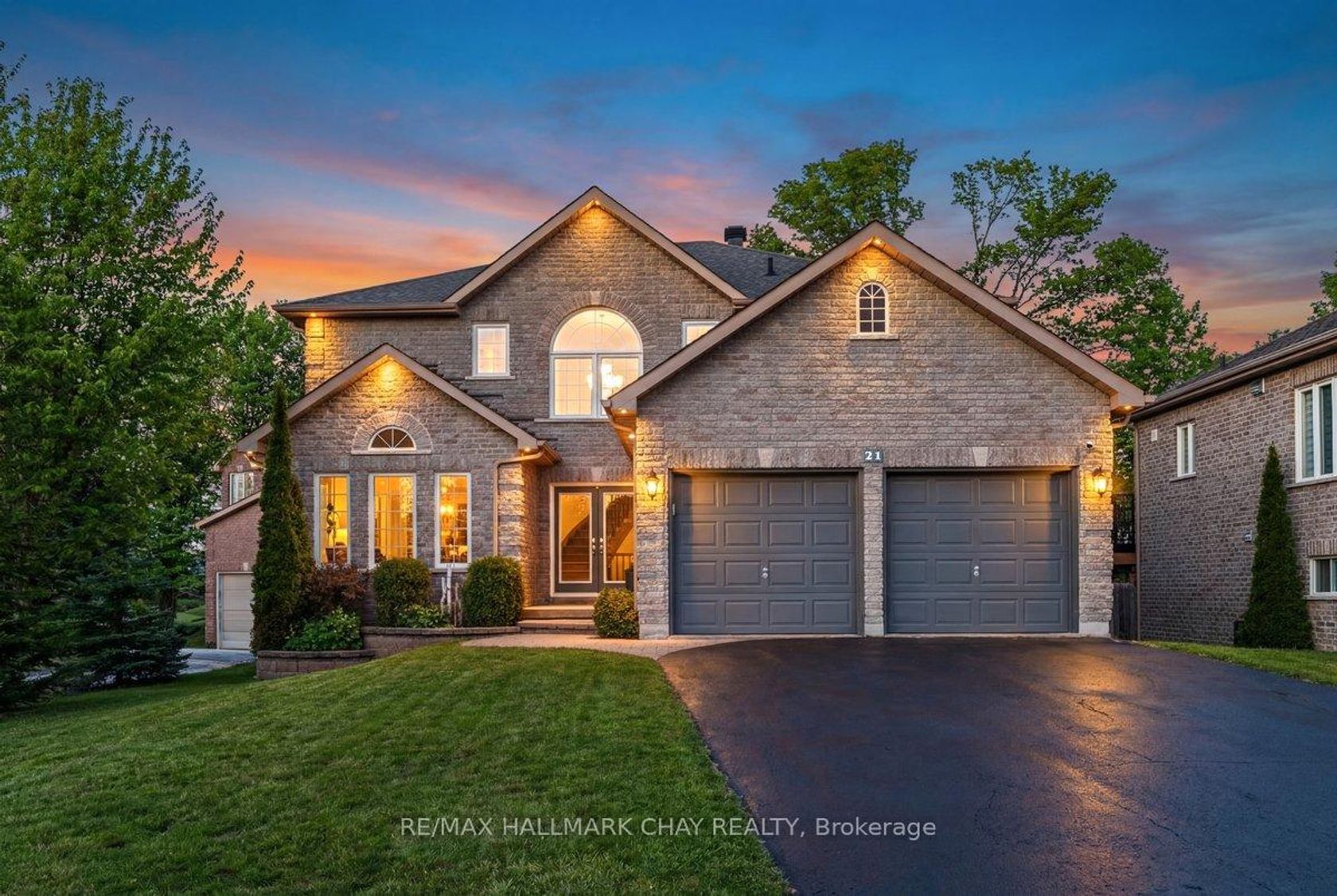 21 Tascona Court, Little Lake, Barrie photo number 2