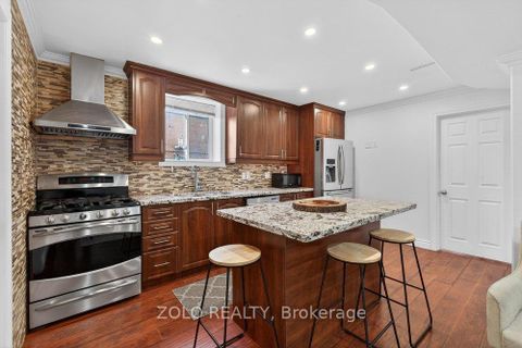 Photo 33 at 20 Bridesburg Drive, The Westway, Toronto