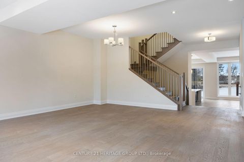 Photo 7 at 159 Snively Street, Oak Ridges Lake Wilcox, Richmond Hill