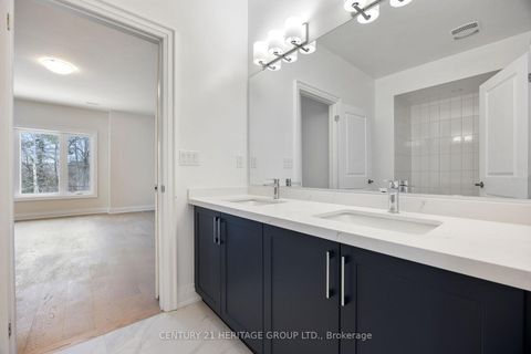 Photo 8 at 159 Snively Street, Oak Ridges Lake Wilcox, Richmond Hill