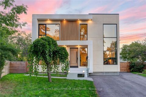 Photo 1 at 28 Dunsmore Gardens, Clanton Park, Toronto