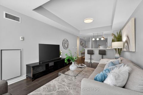 Photo 1 at 702 - 1801 Bayview Avenue, Leaside, Toronto
