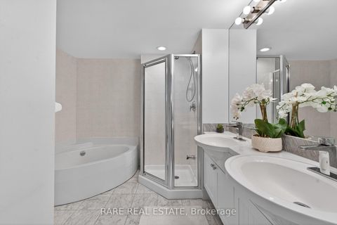 Photo 6 at 702 - 1801 Bayview Avenue, Leaside, Toronto