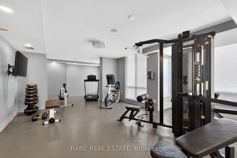 Photo 10 at 702 - 1801 Bayview Avenue, Leaside, Toronto