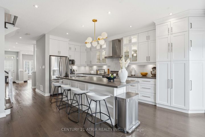 Photo 11 at 72 Dovetail Drive, Oak Ridges Lake Wilcox, Richmond Hill