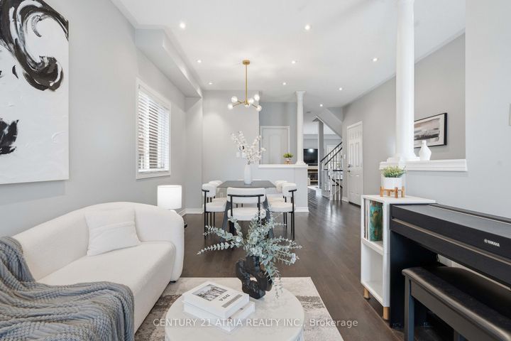 Photo 12 at 72 Dovetail Drive, Oak Ridges Lake Wilcox, Richmond Hill