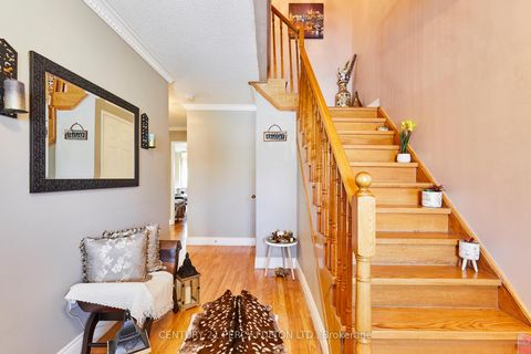 Photo 3 at 56 Havenlea Road, Rouge E11, Toronto