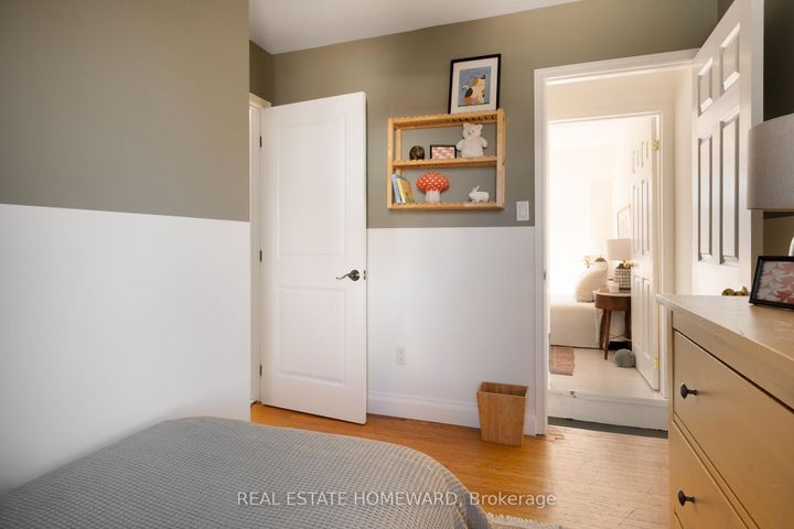 Photo 21 at 52 Balfour Avenue, East York, Toronto