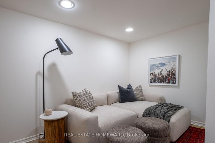 Photo 28 at 52 Balfour Avenue, East York, Toronto