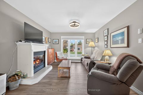 Photo 1 at 7 Batteaux Road, Nottawa, Clearview