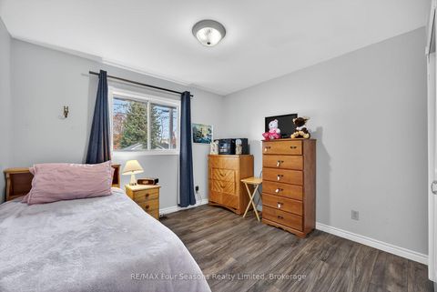 Photo 16 at 7 Batteaux Road, Nottawa, Clearview