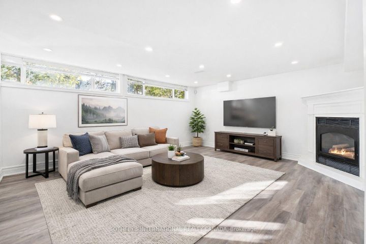 Photo 22 at 108 Lynedock Crescent, Donalda, Toronto