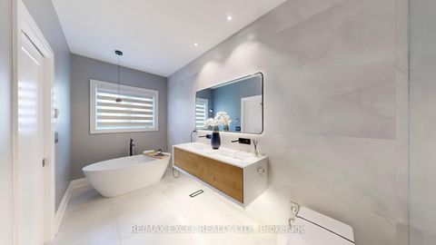 Photo 25 at 74 Tempel Street, Rural Richmond Hill, Richmond Hill